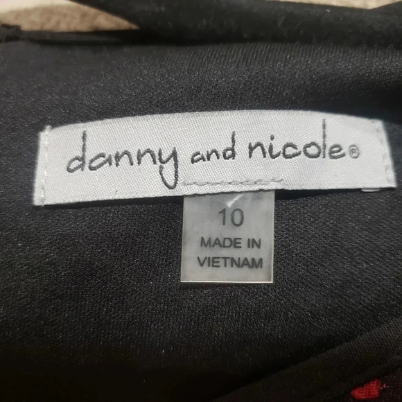 Danny & Nicole Womans Red/Black Polka Dot Fit & Flair Knit Dress Size 10 - Picture 4 of 7